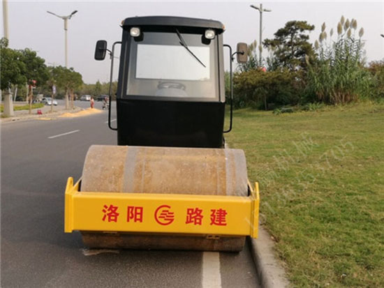 压路机打滑！肯定没看压路机防滑攻略