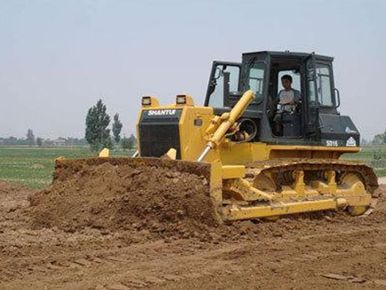 机械专家讲述如何进行推土机正确维护