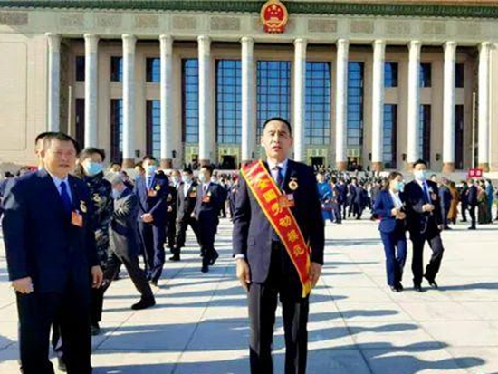 苑洪恩：从综采<em>工作面</em>走出的全国劳模