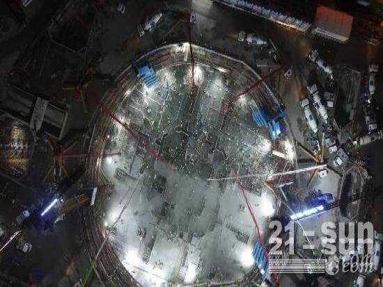 三一泵车缘何“越打越多”？天泵直下，三一助力苏州第一高楼建设