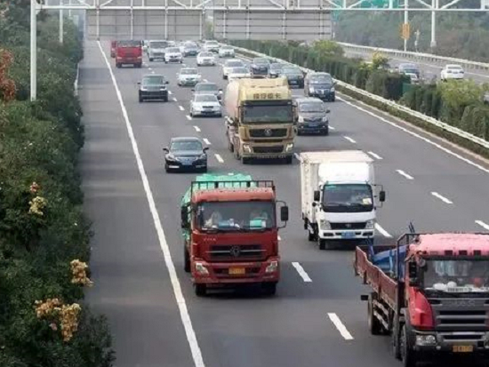 实行8小时驾车时限，运费能不能涨上去？