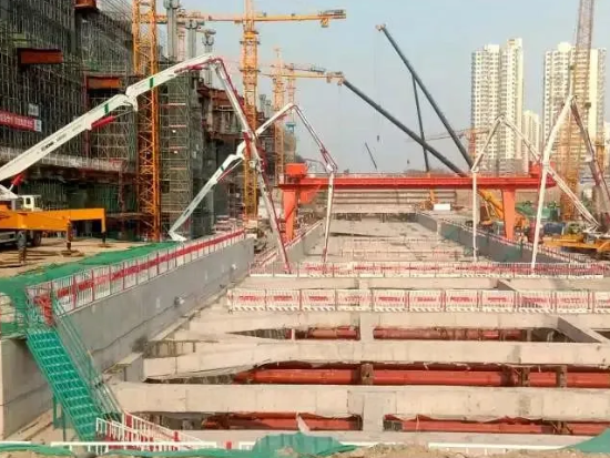 明星产品徐工V7泵车，匠心为你，超省油