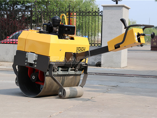 手扶小压土机速度不稳如何调试