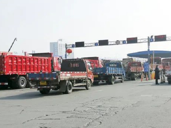 谈“轻”色变！大排量轻卡还有戏吗？经销商直言别等了