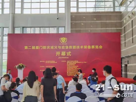 又雙叒火了！秀出“十八般武藝”，這兩款廈工應(yīng)急搶險高精尖裝備實(shí)在不簡單！
