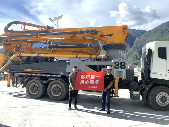 小型混凝土泵车在进行施工时可能发生哪几种危害呢？