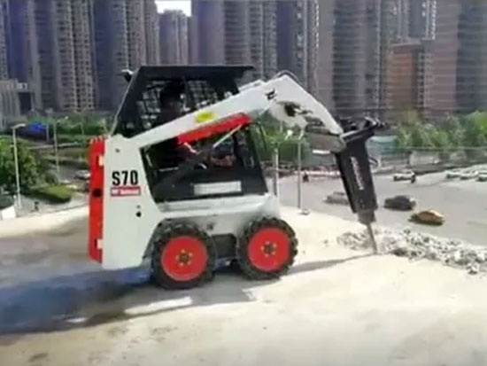 凌云漫步 | 山猫三兄弟组团楼顶清运施工记