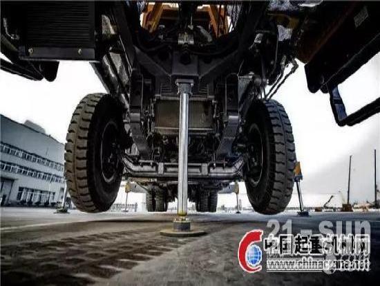 吊车省油小窍门需熟记！