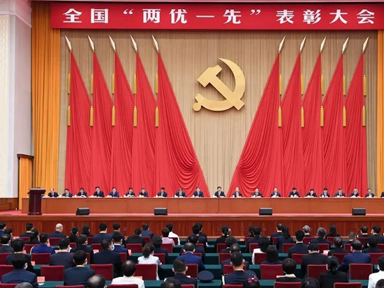 以优异成绩向党汇报！三一连获多项党建荣誉