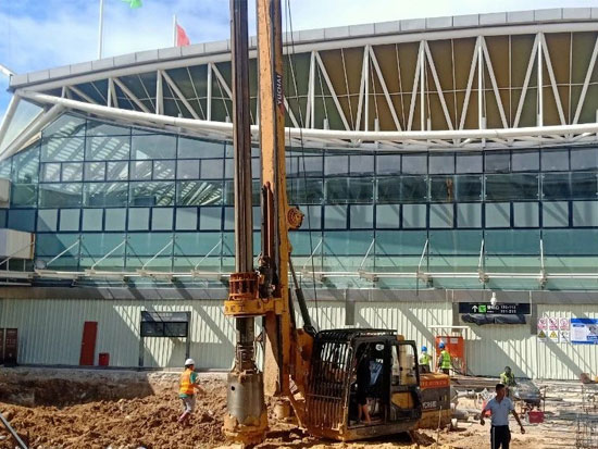 玉柴桩工YCR60D参建三亚机场改造工程