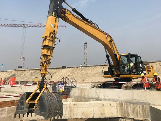 KM系列伸缩臂抓斗——城市立体交通基础施工的尖兵/工民建领域高效施工的利器