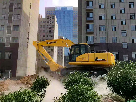 幸福生活始于山推挖掘機(jī)