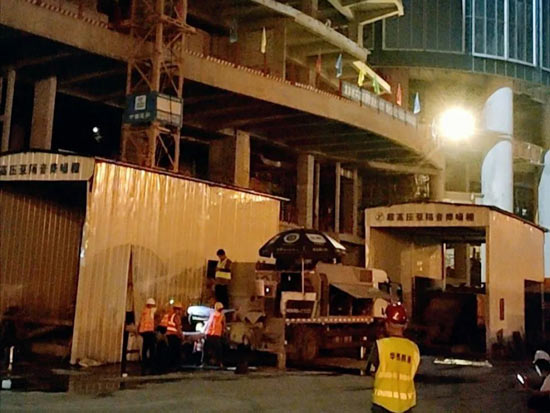 泵送超406米！中联28MPa车载泵助力重庆陆海国际中心
