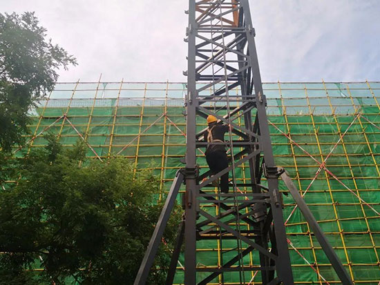 市建设工程综合服务中心开展在建工程汛期起重机械专项检查