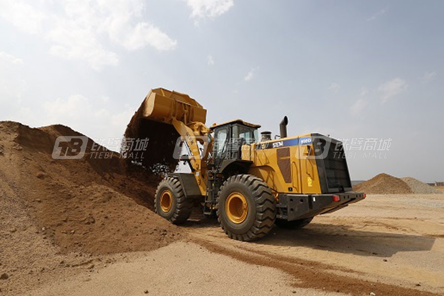 为什么大家都买山工装载机SEM680D