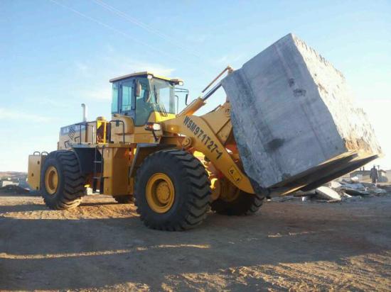 装载机轮胎怎么更换