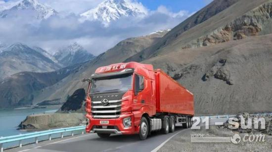 省时、省钱、省心 上汽红岩国六牵引车您的致富好帮手