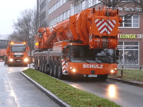Krandienst Schulz-Liebherr LTM 1500-8.1 全地面起重机转场准备打工