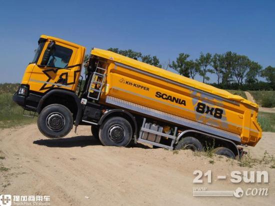 8X8全驱还是手动挡，斯堪尼亚在波兰推出的新一代P系XT自卸车，性能真暴力