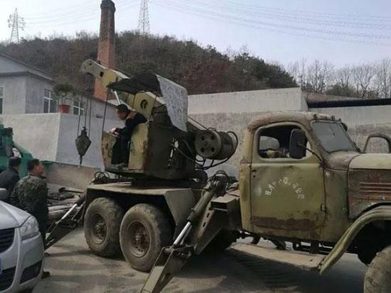 开了38年老吊车还能再战，不愧是军工品质！