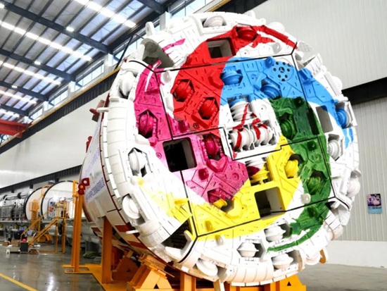 破解行业之痛，中铁装备煤矿巷道TBM“贵能二号”成功掘进1000米