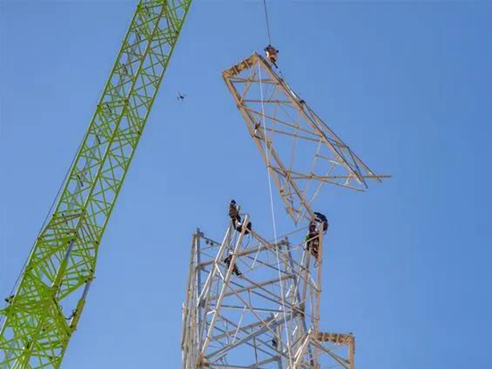 140.4米！中联重科助力西北最高电力铁塔组立完毕