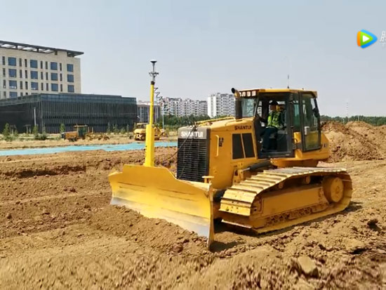 DH16-K2推土机土地自动找平作业