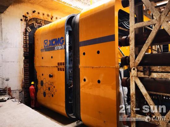 “巨龙”长啸而出 徐工矩形顶管首秀大获全胜！