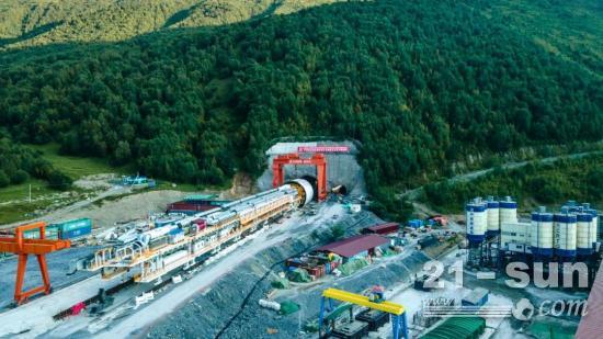 全球最大直径TBM “高加索号”在格鲁吉亚开始步进