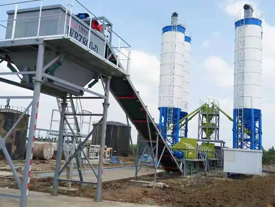 方圆稳定土拌和站服务长春至太平川高速公路建设