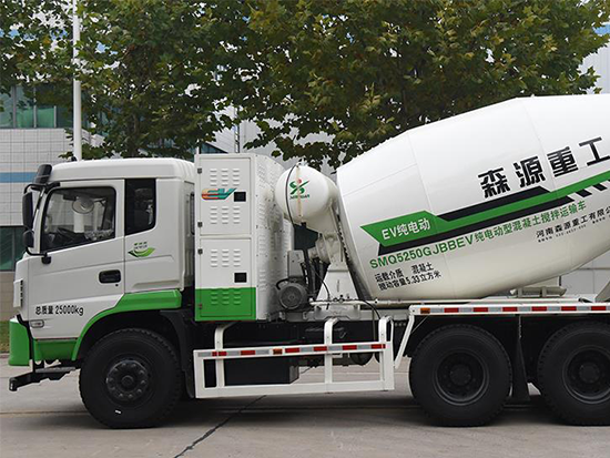 搅拌车司机开车10大陋习，看完也许能救你一命！