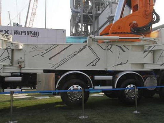 中国造出世界最长的臂架泵车，能直接上到30层高楼？