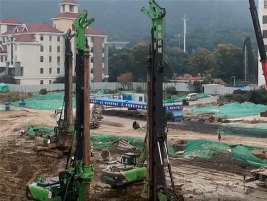 泰信旋挖钻机多台KR125助力无锡七院扩建工程