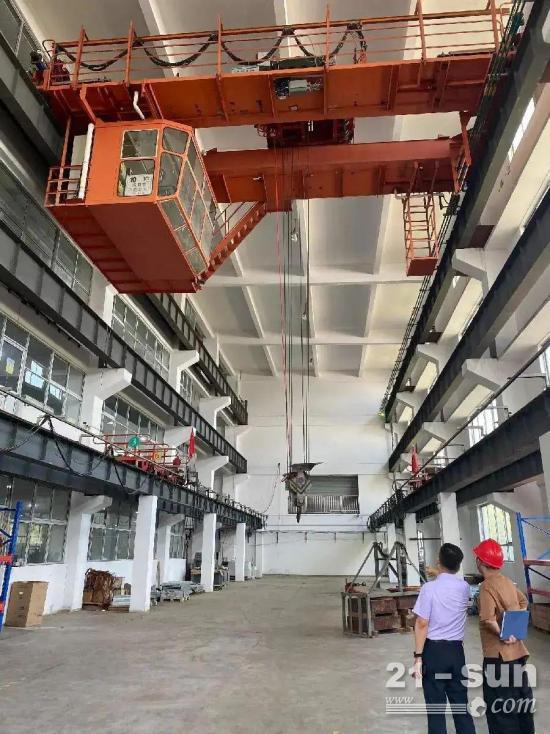 科创之星丨吊起10吨重物快速移动，稳稳当当！“松江智造”为起重机安上“智慧大脑”