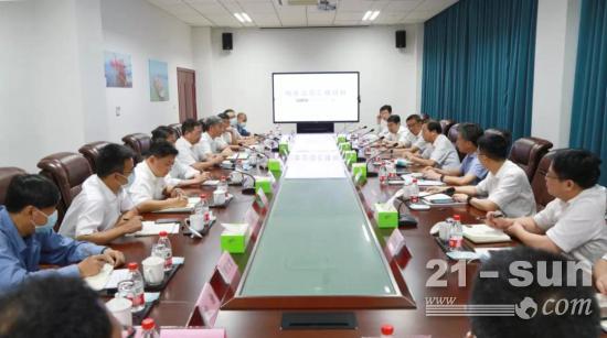 毛剑宏在梅东公司调研强调：从严抓好疫情防控 全力保障物流畅通