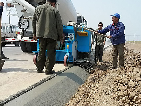 圆柱木浇混凝土模板施工的优点