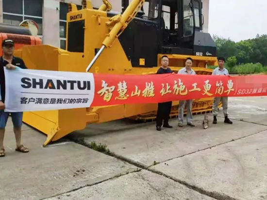 山推客戶關(guān)愛行 | 千挑萬選 我只鐘情于你