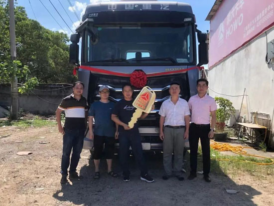 福建首位MAXER！豪沃MAX继续交付体验官！