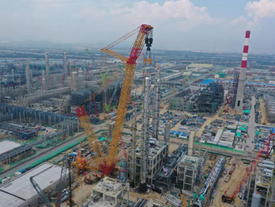 4000t履带吊9月战报：高频行移吊装6台千吨级大塔，累计吊重9274t！