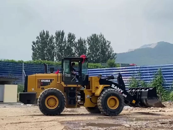 突击施工现场，SYL956表现如何？