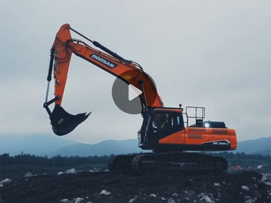现代斗山DX225LC挖掘机亮点介绍，你看它绝对是工地上最靓的仔