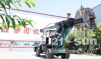 小型旋挖钻机施工时遇到泥岩怎么办？