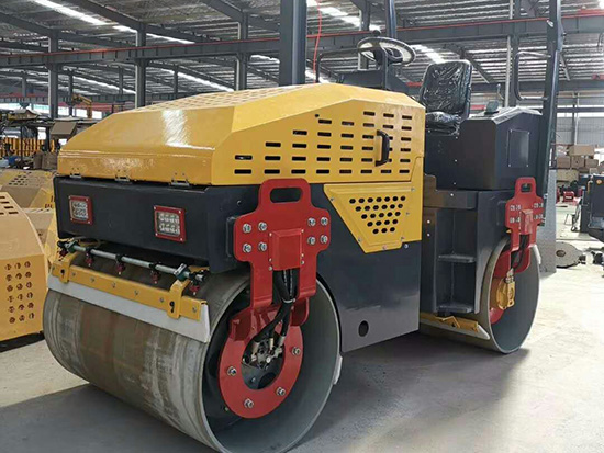 小型2吨压路机方向盘太重怎么办？
