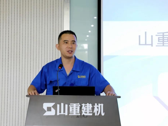 山重建机：公司召开驻外人员业务能力提升培训会暨达标上岗考试