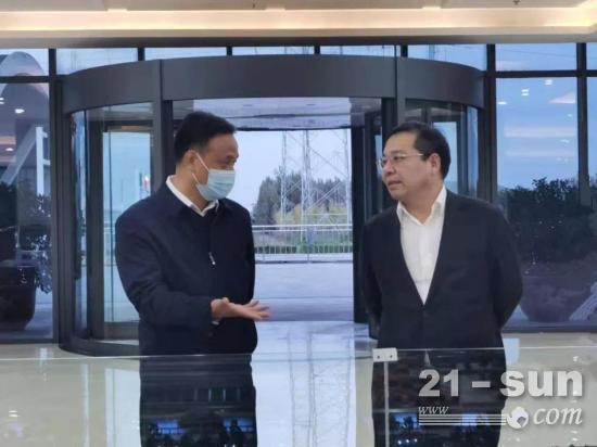 三一集團副總裁周萬春到訪河北陸港保稅物流，洽談電動重卡合作事宜