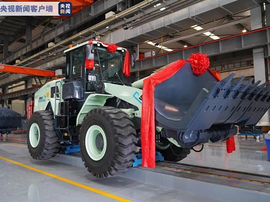 国内首批新能源（纯电动）第三代高原隧道装载机正式投产