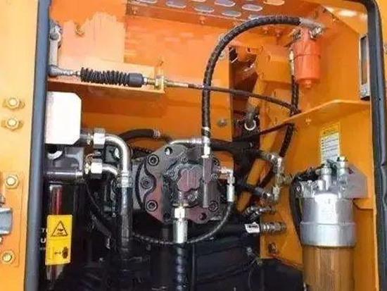 教你快速辨别挖掘机主泵滑靴破裂，省时又省钱！