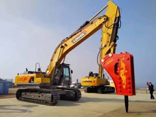 挖机冬季保养注意事项