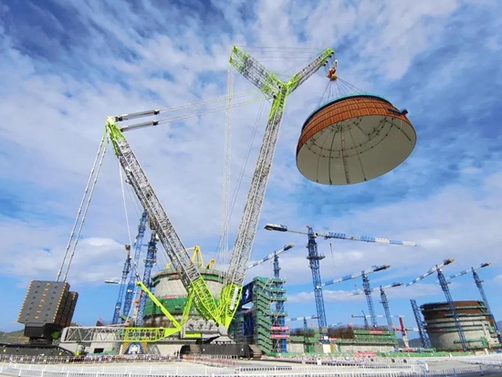 三代核電首臺丨中聯(lián)ZCC3200NP助力漳州核電“華龍一號”1號機(jī)組完成穹頂?shù)跹b