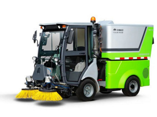 如何提升精准化作业水平 在线解锁宇通环卫纯电动扫路机！